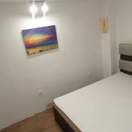 с две спални. Várna