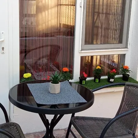 с две спални. Apartment